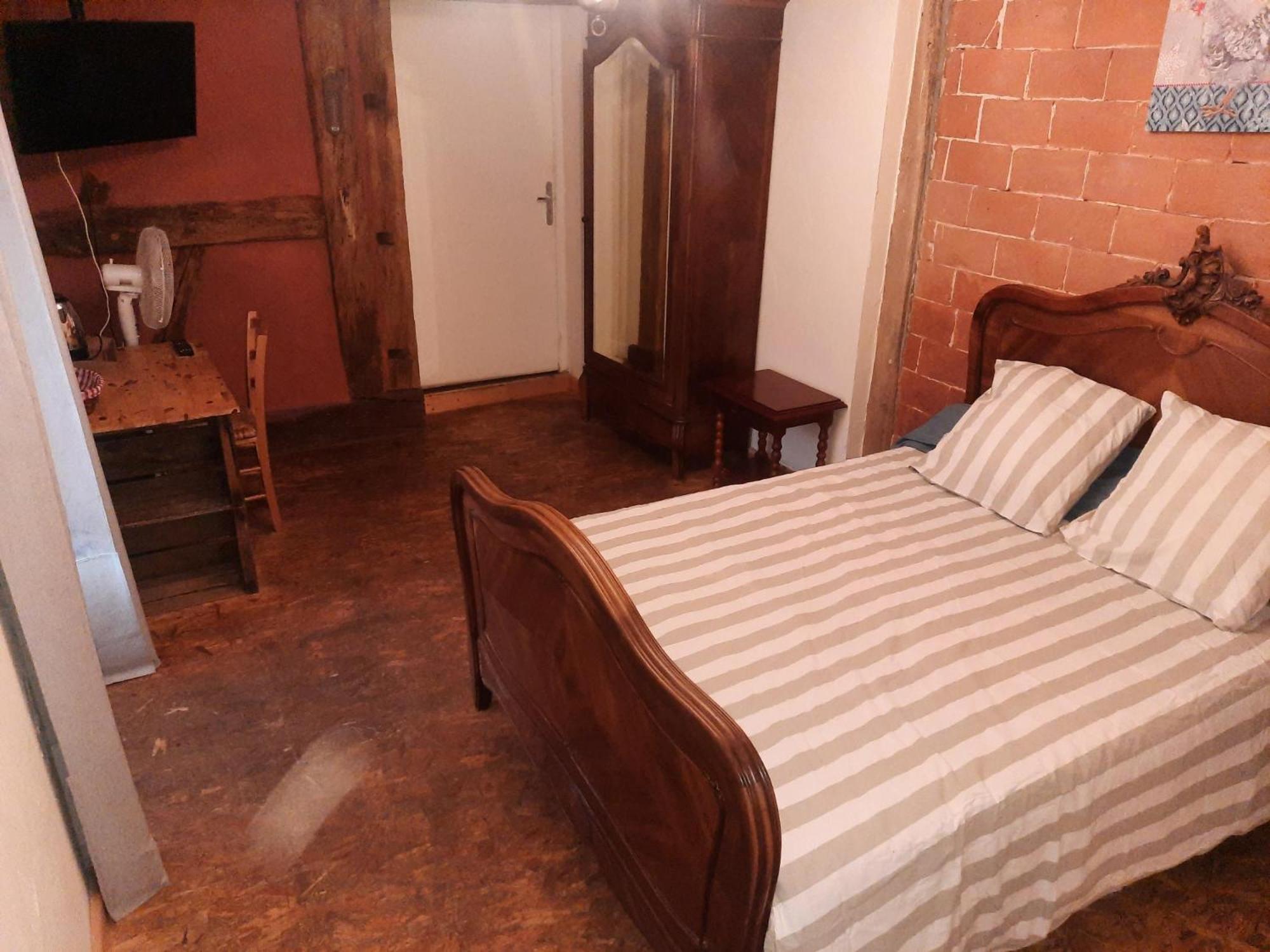 A La Poularde B&B Curciat-Dongalon Pokoj fotografie